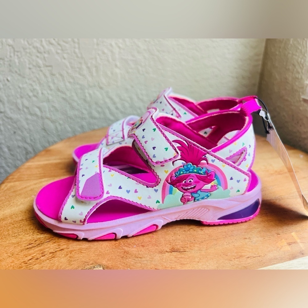 Trolls Light Up Printed Active Sandal (Toddler Girls) size 11